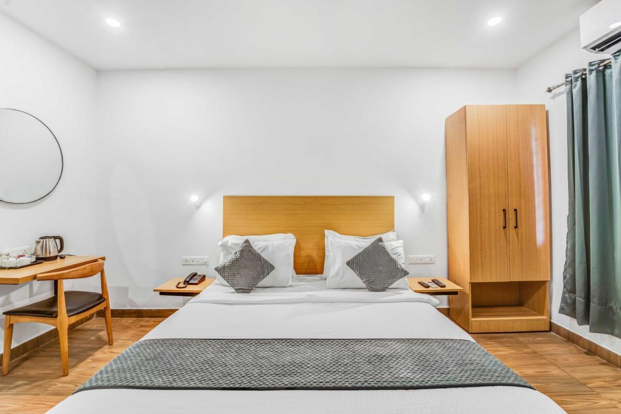 Rohaan Inn - Upar Hotels Ashok Nagar เชนไน ภายนอก รูปภาพ